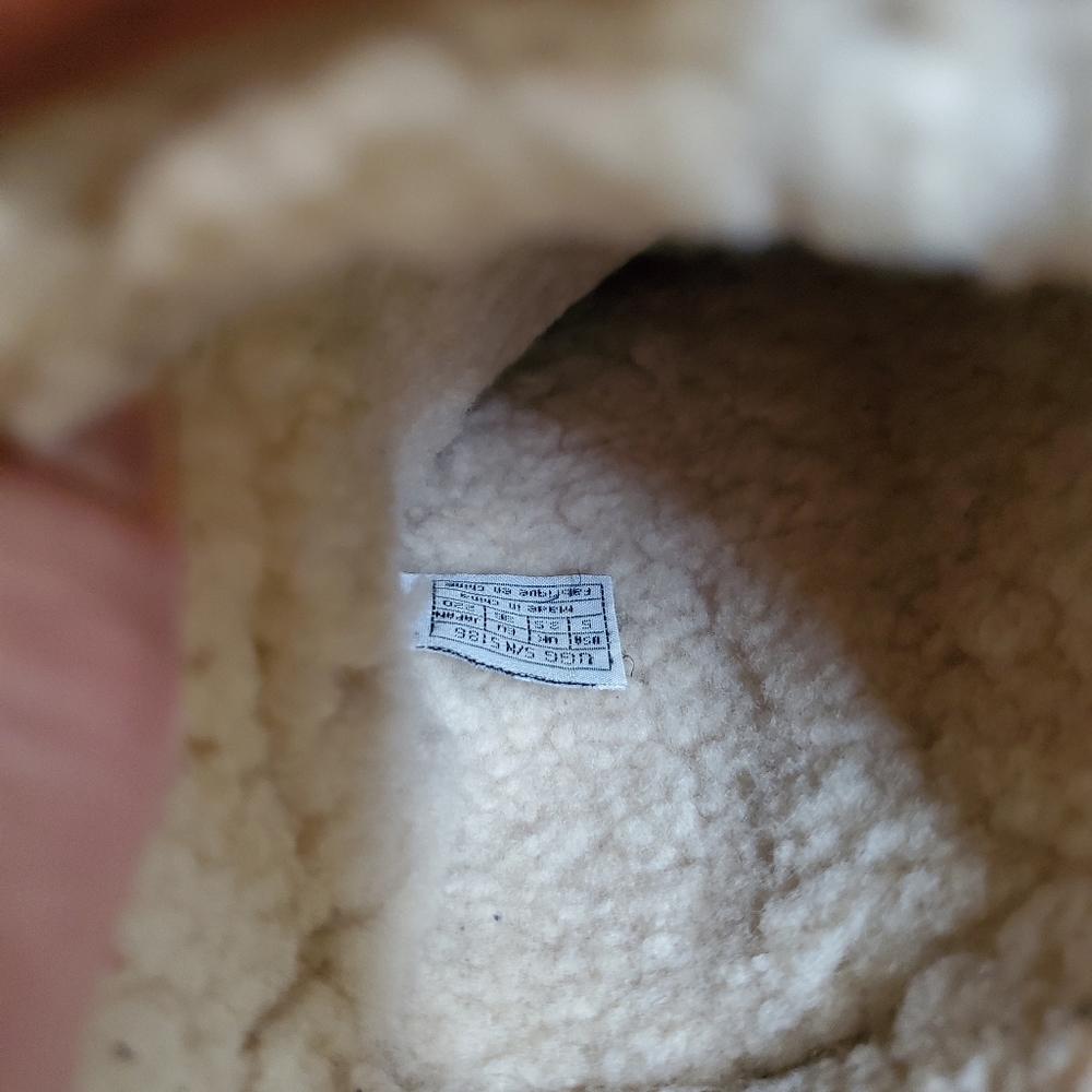 UGG Premium Leather Shearling Boots Size 5 - Picture 8 of 9